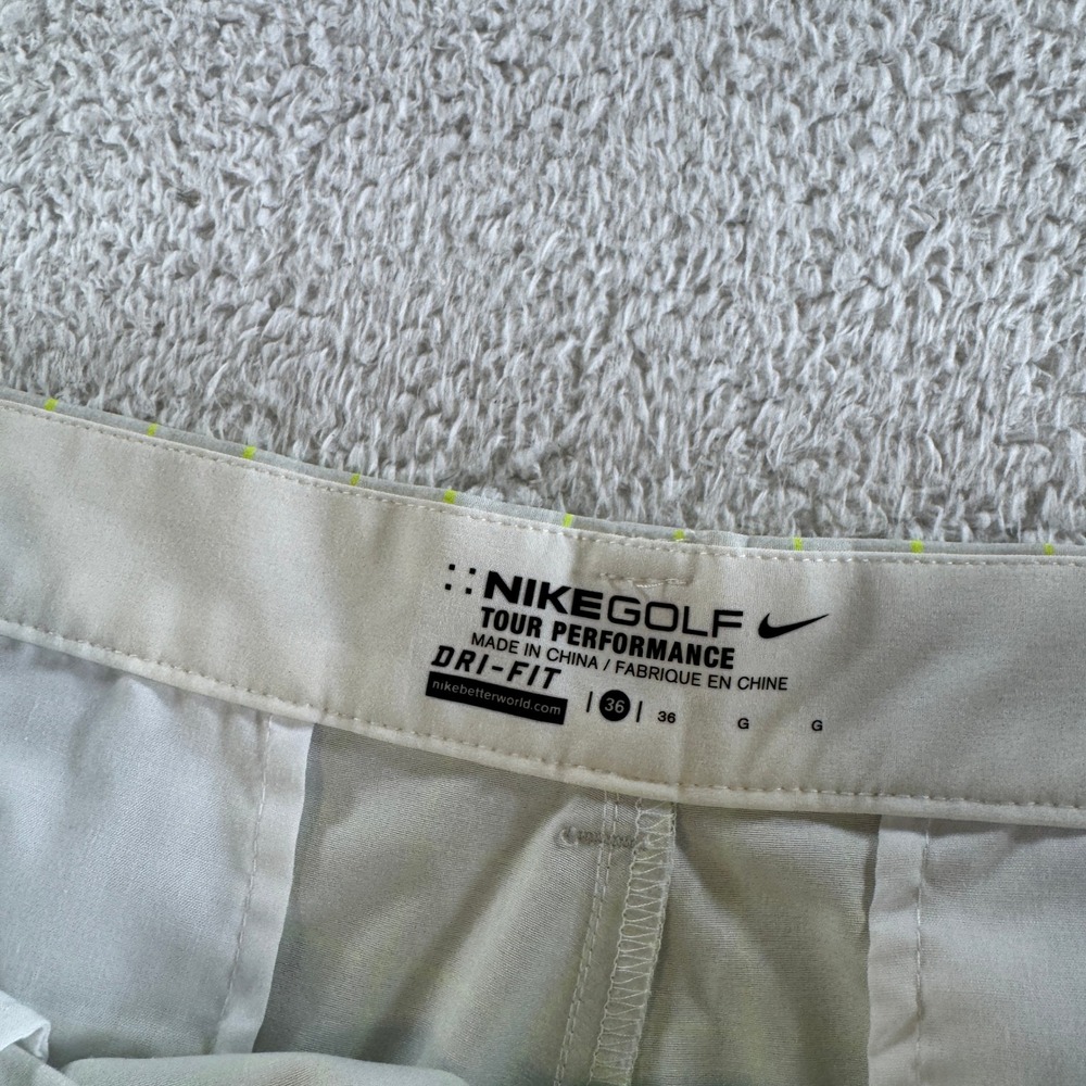 Nike Dri-Fit Golf Tour Performance Dri Fit Green Gray Check Shorts Mens 36x11" - Picture 2 of 8